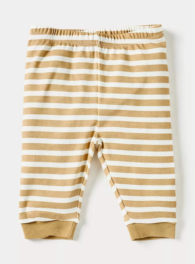 Juniors Typographic T-shirt and Striped Pyjama Set-3