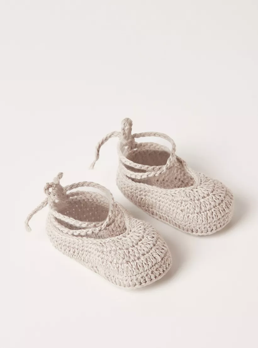 Giggles Textured Booties with Tie-Ups-2