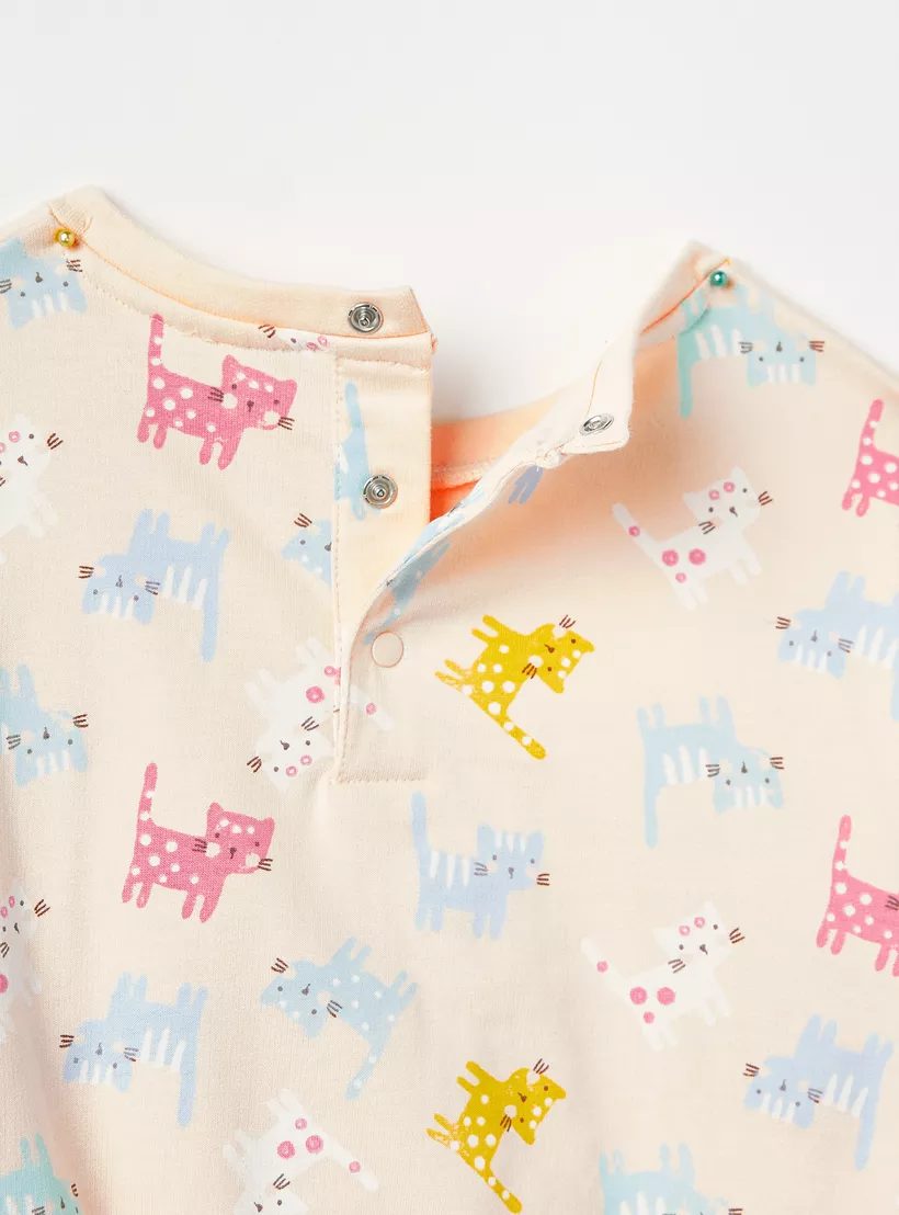 Juniors All-Over Cat Print Sweatshirt with Long Sleeves and Crew Neck-4