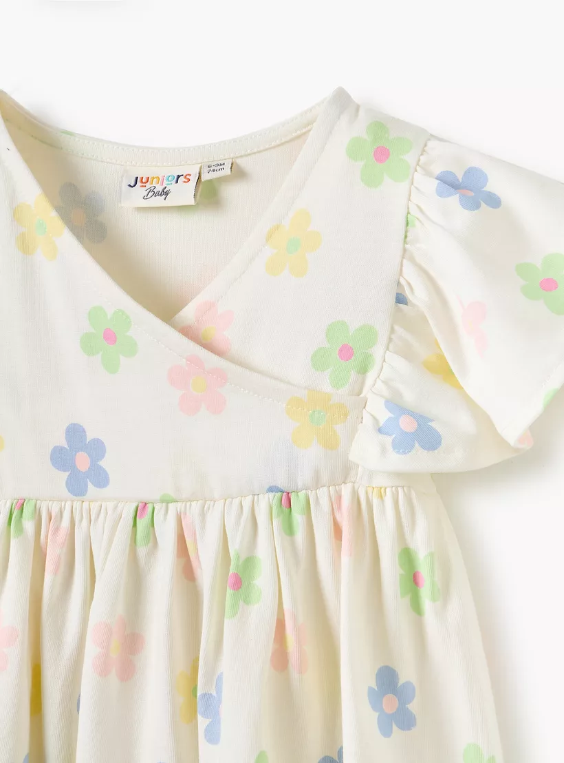 Juniors All-Over Floral Print Dress with Flutter Sleeves-3