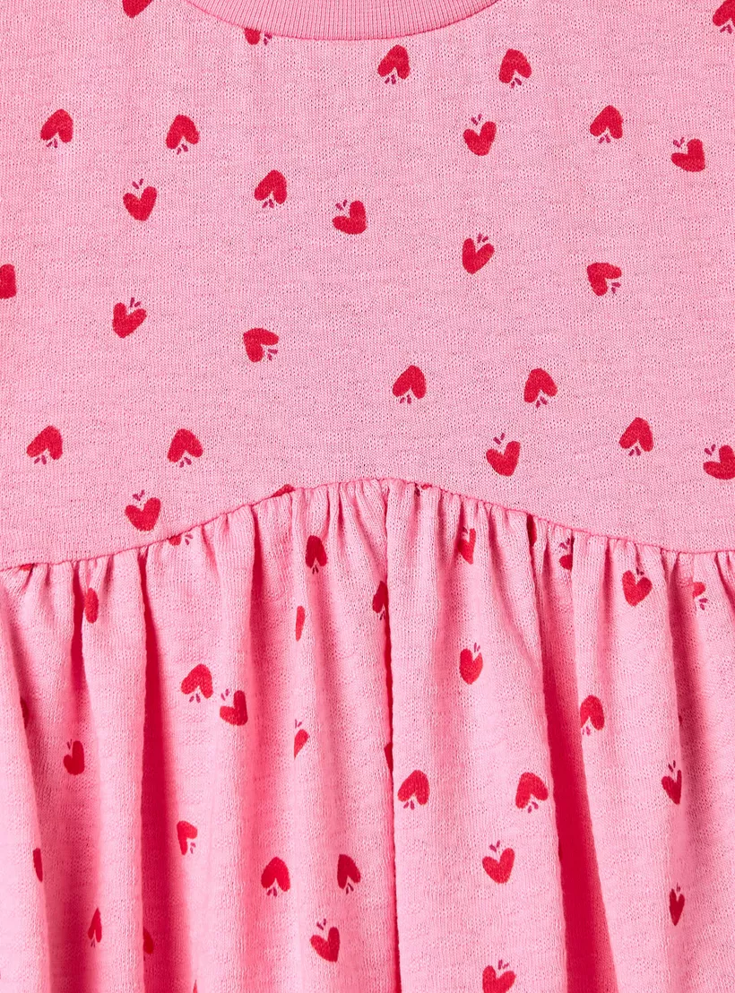 Juniors All-Over Heart Print A-line Dress with Round Neck and Flutter Sleeves-3