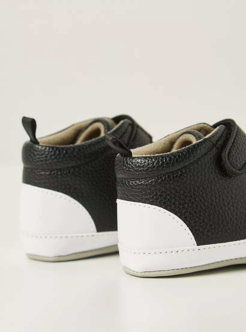 Juniors Colourblock Booties with Hook and Loop Closure-3