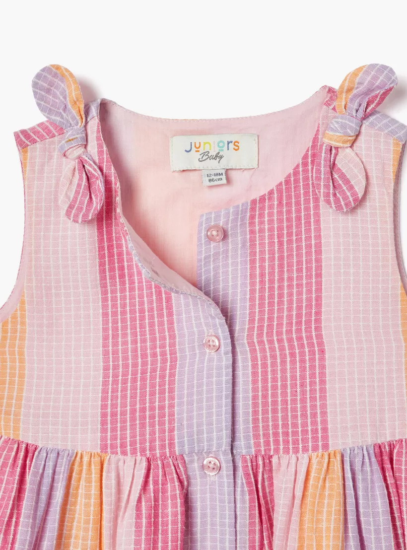 Juniors Colourblock Sleeveless Dress with Bow Detail and Button Closure-3