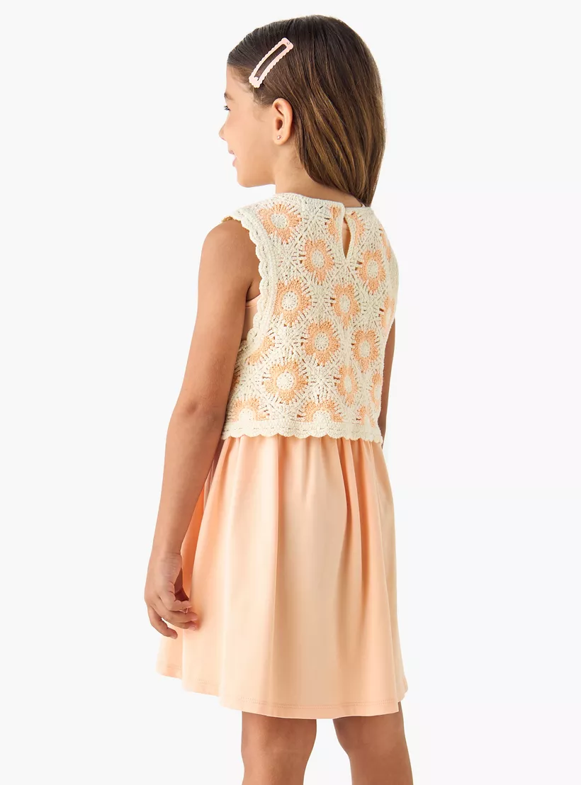 Juniors Crochet Detail Sleeveless Dress with Round Neck-3