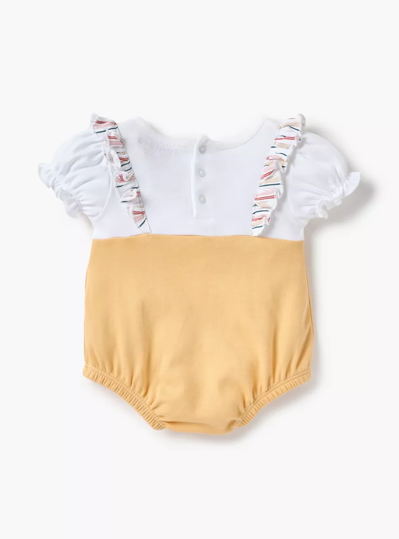Juniors Giraffe Print Romper with Puff Sleeves and Ruffles-2