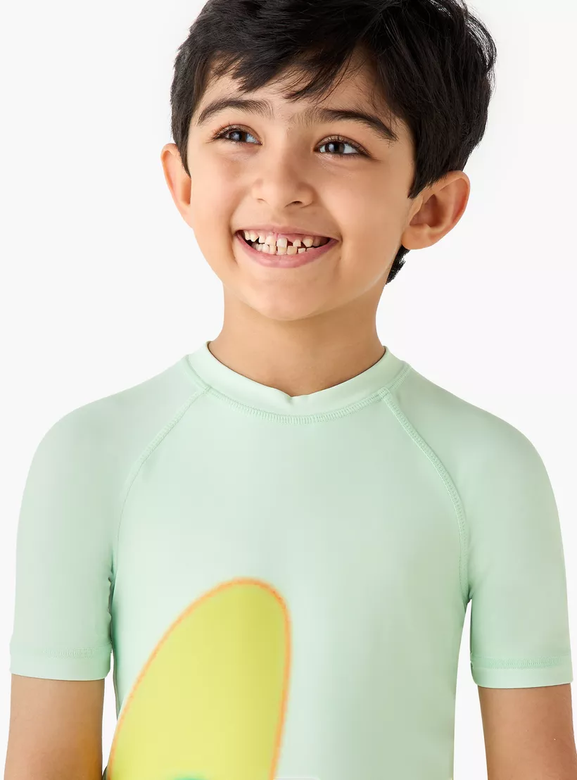 Juniors Printed T-shirt and Swim Shorts Set-4