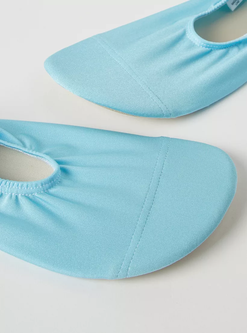 Juniors Solid Slip-On Pool Shoes-3