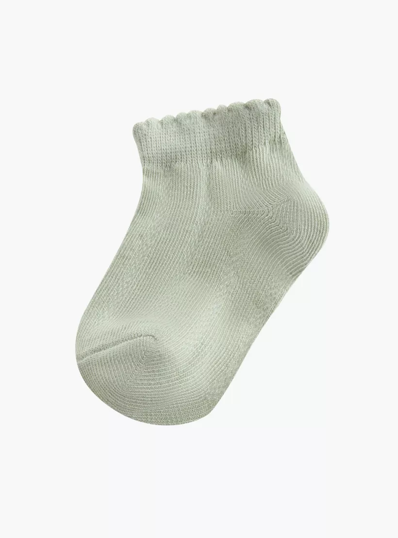 Juniors Textured Socks with Scalloped Hem - Set of 2-2