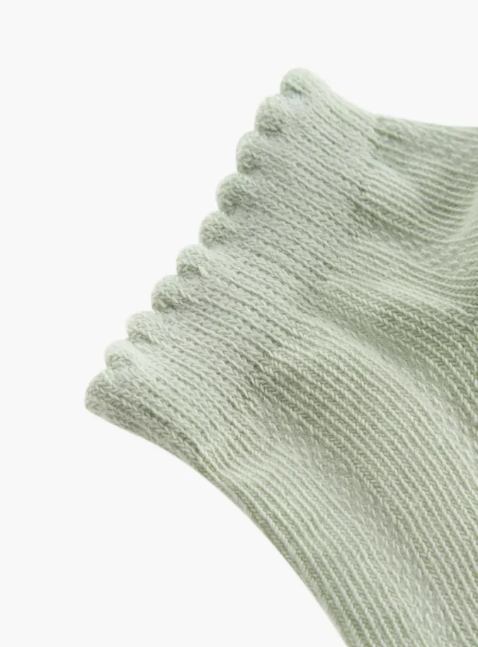 Juniors Textured Socks with Scalloped Hem - Set of 2-3