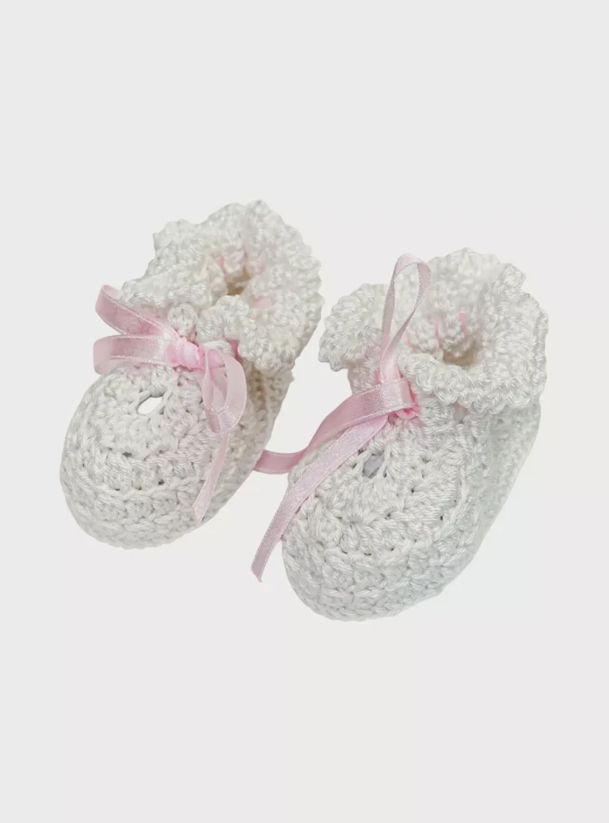 Pikkaboo LittleFeet Handmade Crochet Baby Booties-1