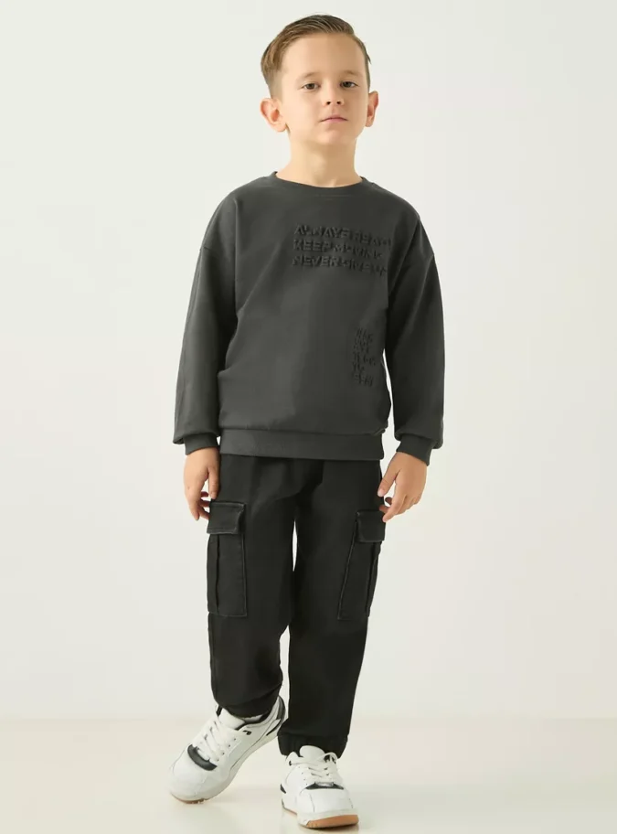 XYZ Slogan Embossed Sweatshirt with Long Sleeves-2