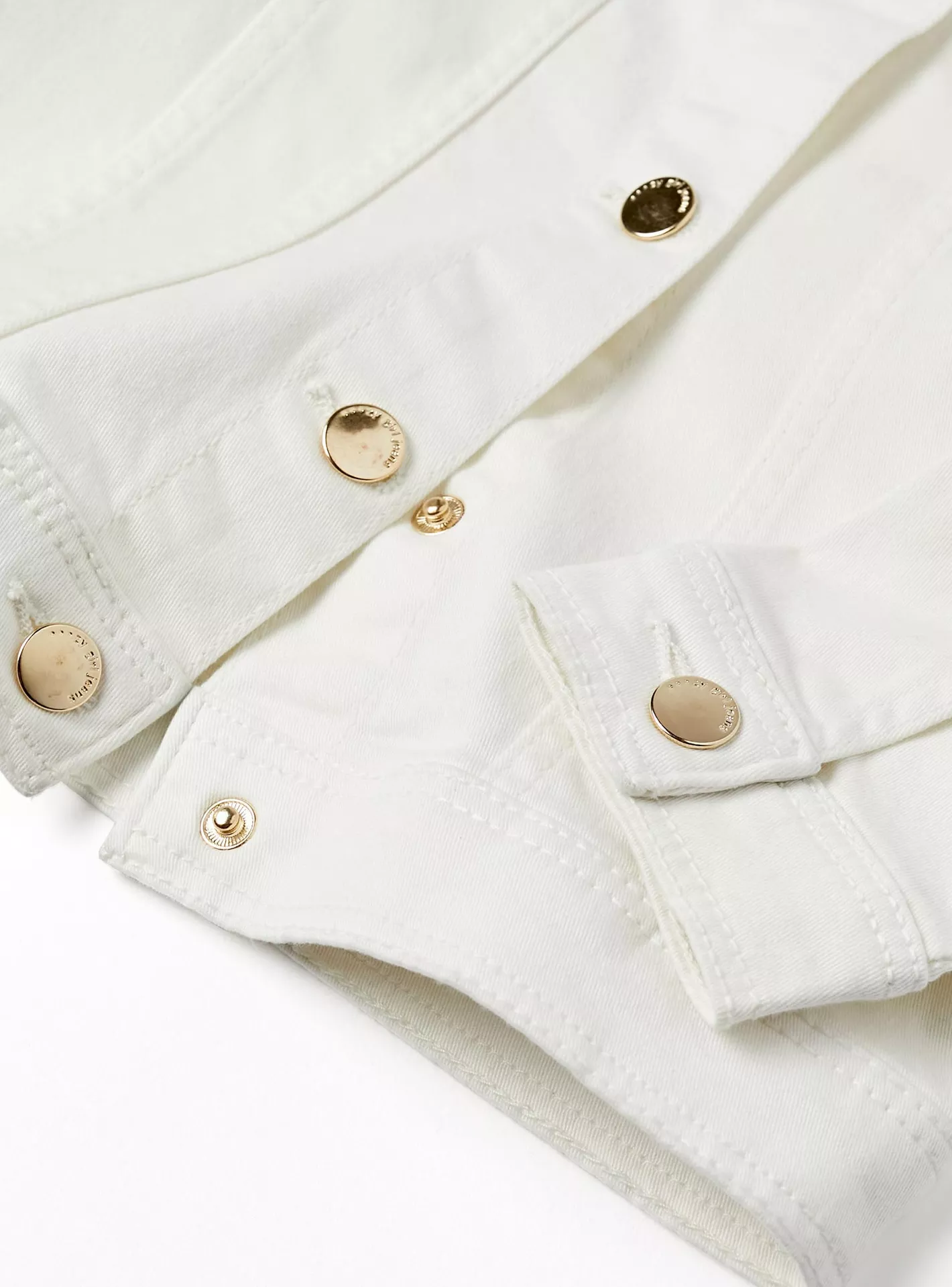 Zippy Solid Collar Neck Denim Jacket-4