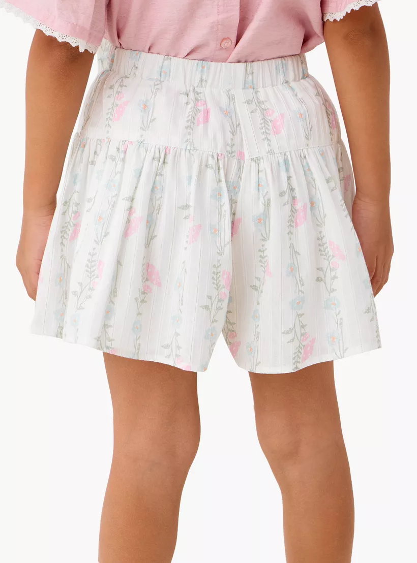 All-Over Floral Print Shorts with Bow Accent-3