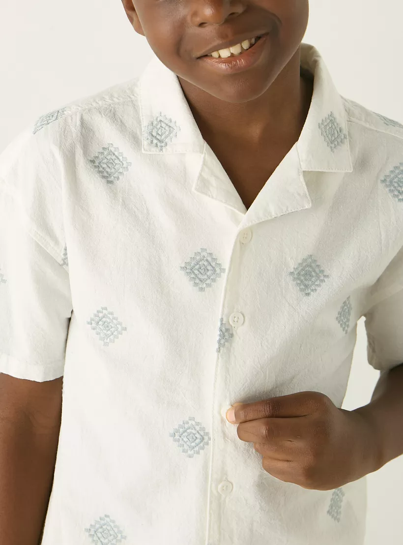 All-Over Print Cotton Camp Collar Shirt with Short Sleeves4