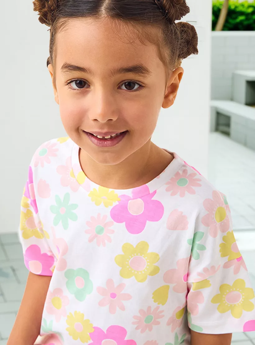 Juniors All-Over Flower Print T-shirt with Drop Shoulder Sleeves-5