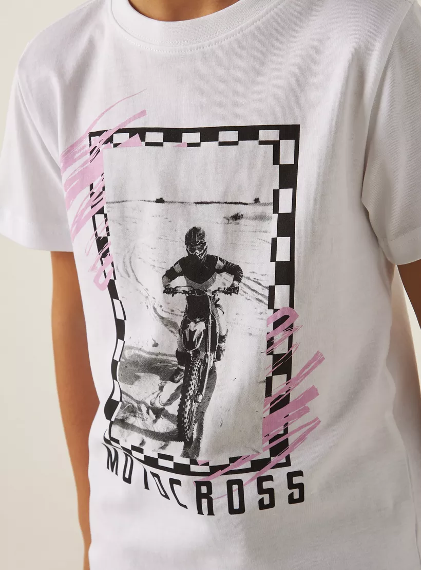 Juniors Graphic Print Crew Neck T-shirt with Short Sleeves-3