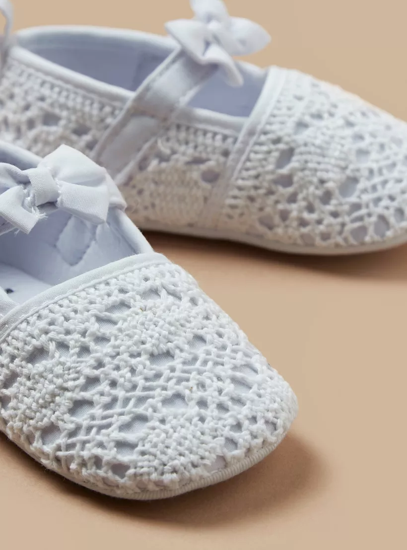 Juniors Lace Textured Mary Jane Booties-3