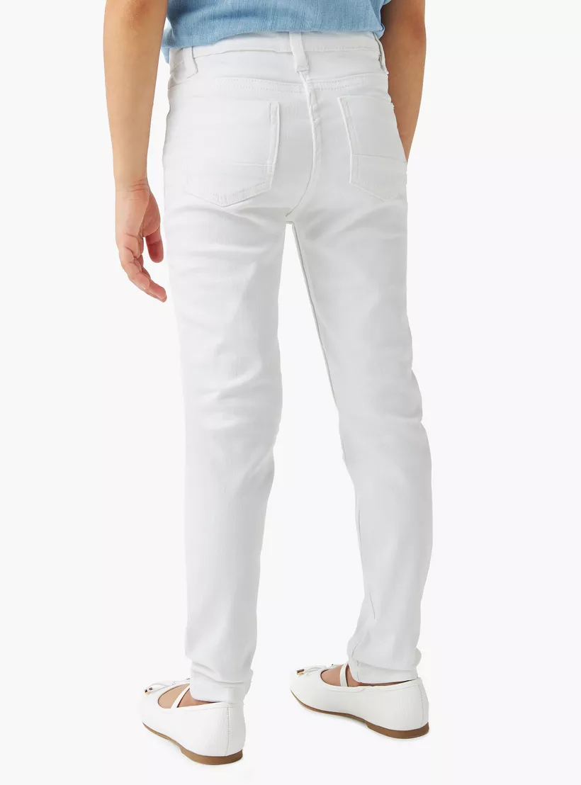 Juniors Solid Jeans with Button Closure -3
