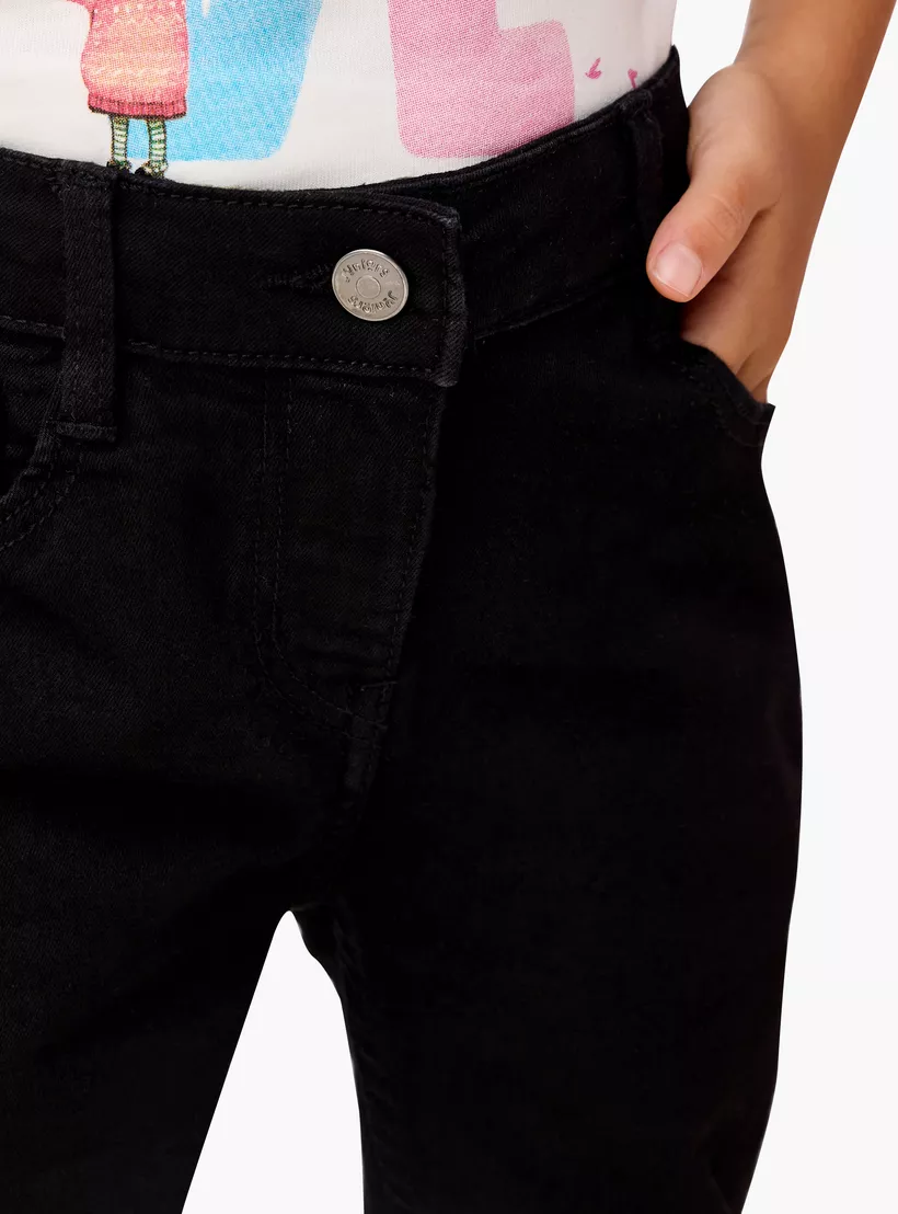 Juniors Solid Jeans with Button Closure-4