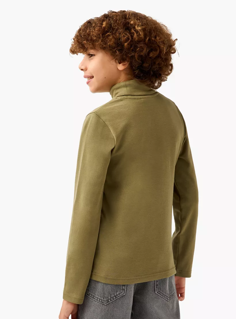 Juniors Solid Turtleneck T-shirt with Long Sleeves-3