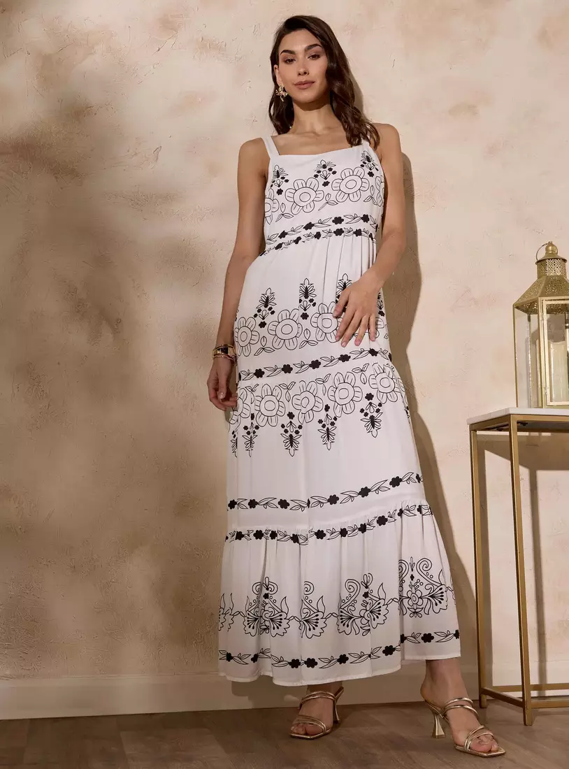 All-Over Print Sleeveless Tiered Dress-4