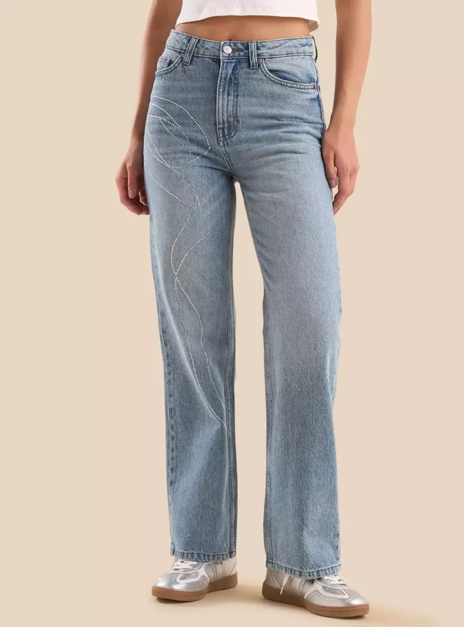 Bow Embellished Straight Fit Jeans-1