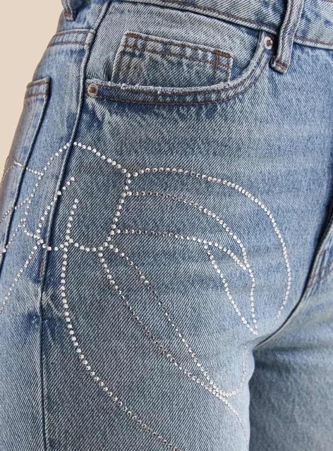 Bow Embellished Straight Fit Jeans-3