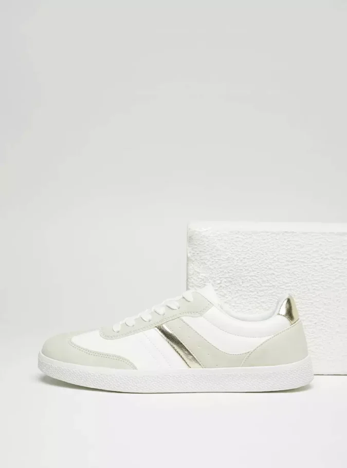 Colourblock Lace-Up Sports Shoes-3