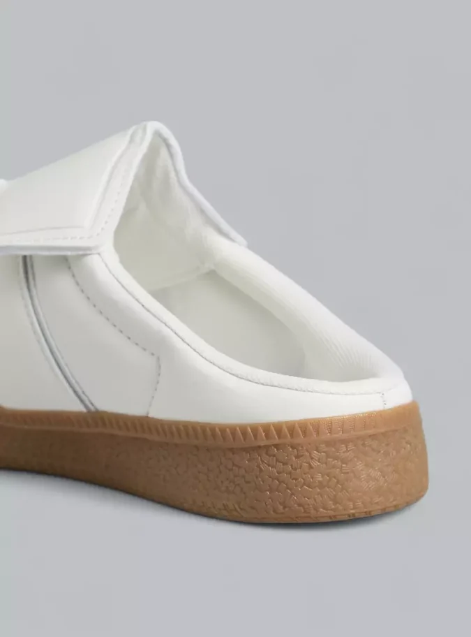 Colourblock Slip-On Sports Shoes-3