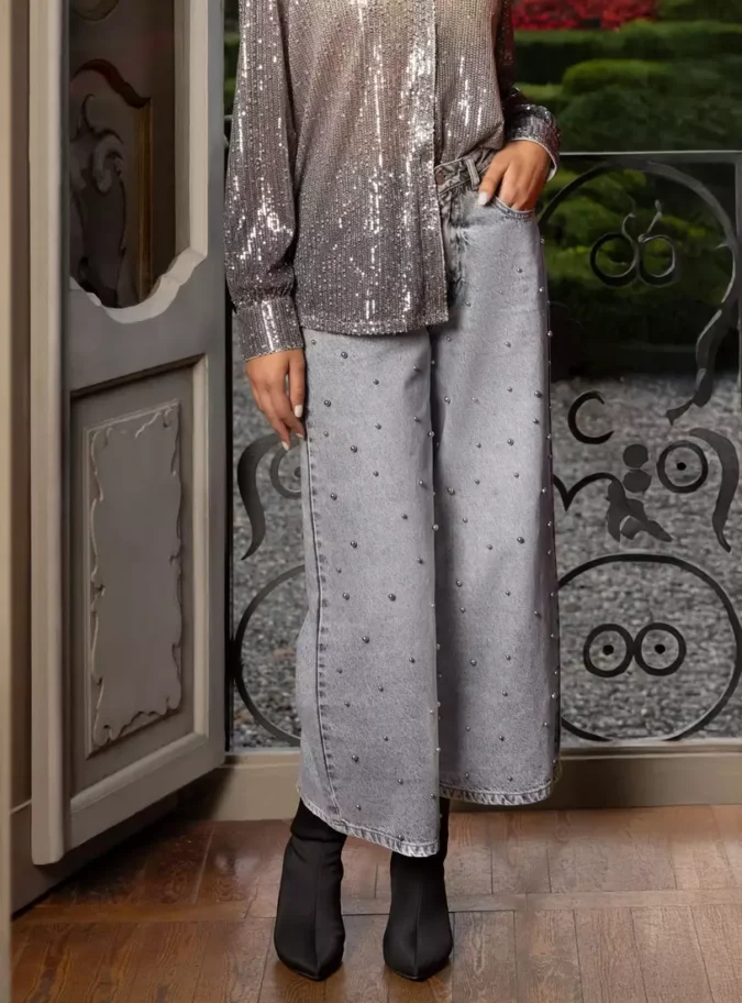 Embellished Wide Leg Cropped Jeans-1