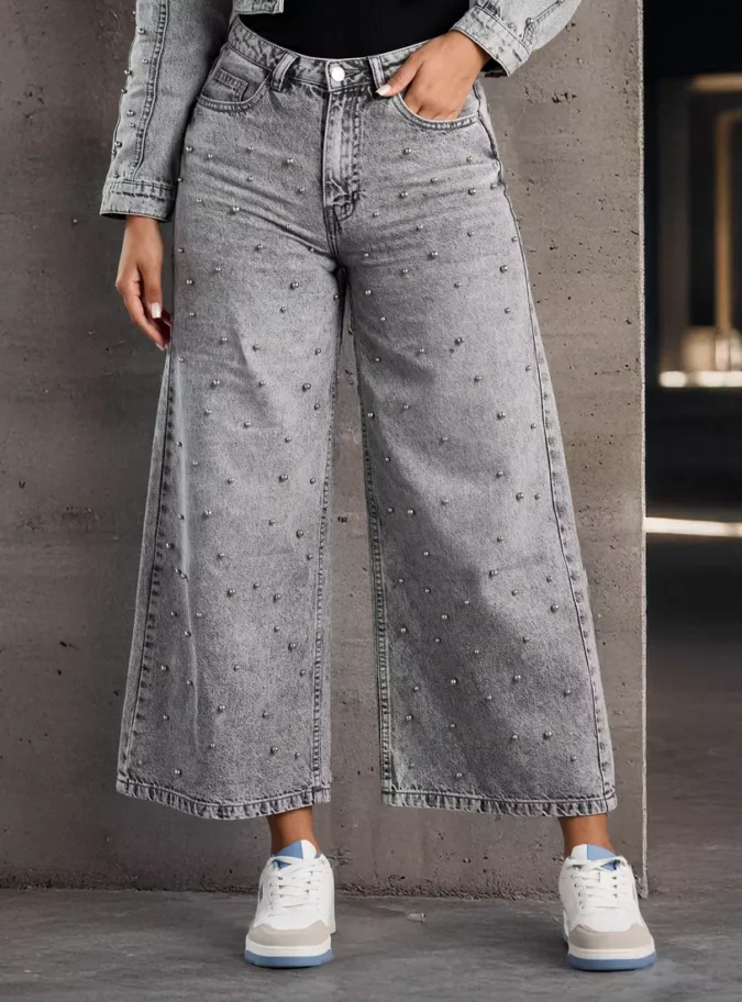 Embellished Wide Leg Cropped Jeans-2