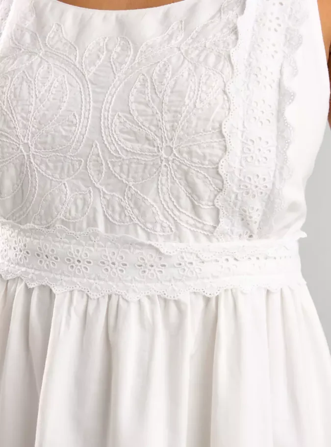 Embroidered Sleeveless Dress with Bow Detail-4