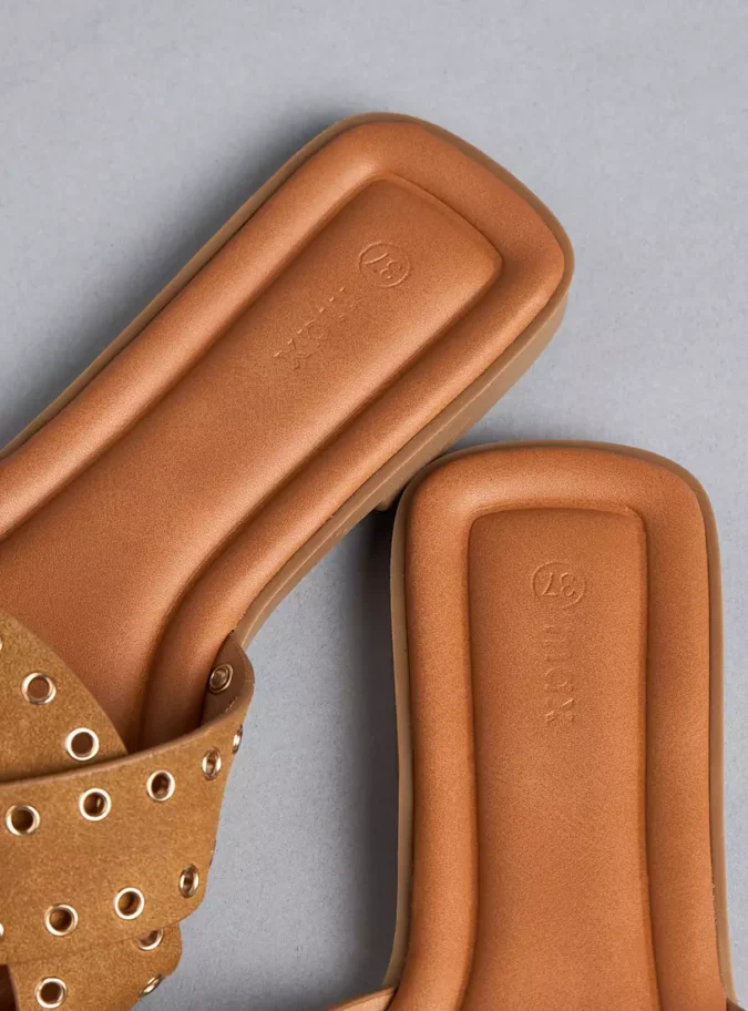 Metallic Eyelet Detail Slip-On Flat Sandals4