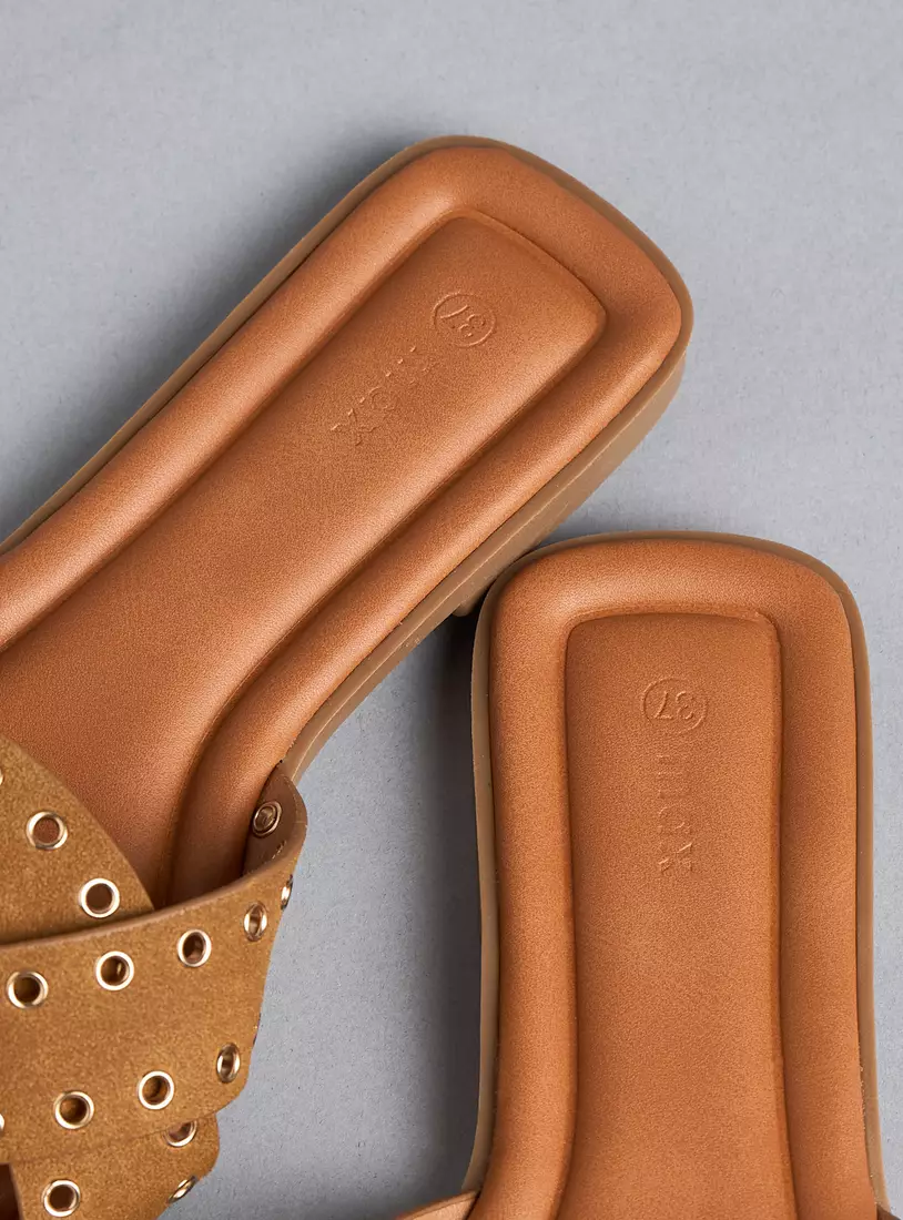 Metallic Eyelet Detail Slip-On Flat Sandals4