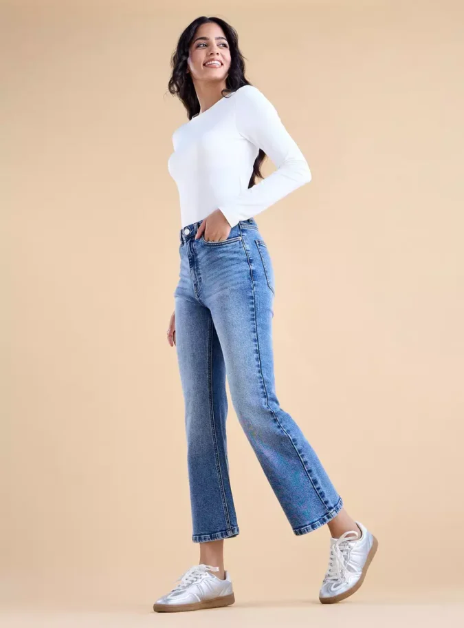 Plain Flared Jeans-4