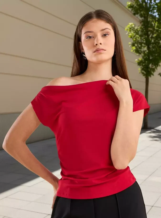 Plain One Shoulder Top-1