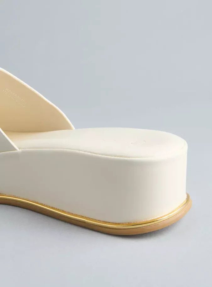 Plain Sandals with Wedge Heel-4