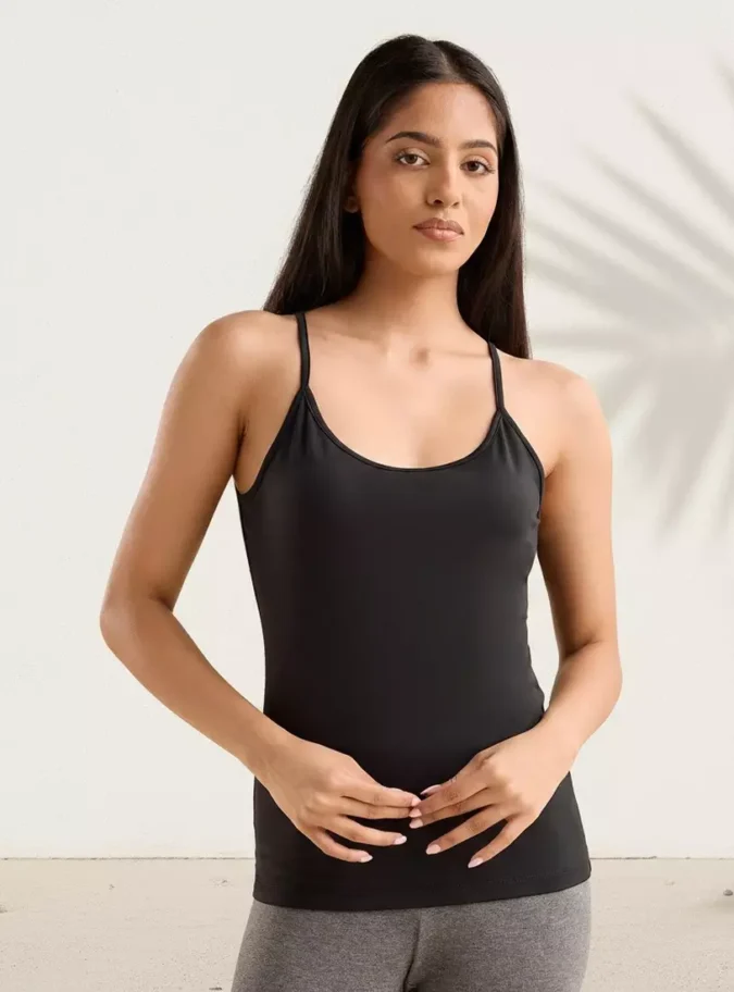 Plain Scoop Neck Camisole-1