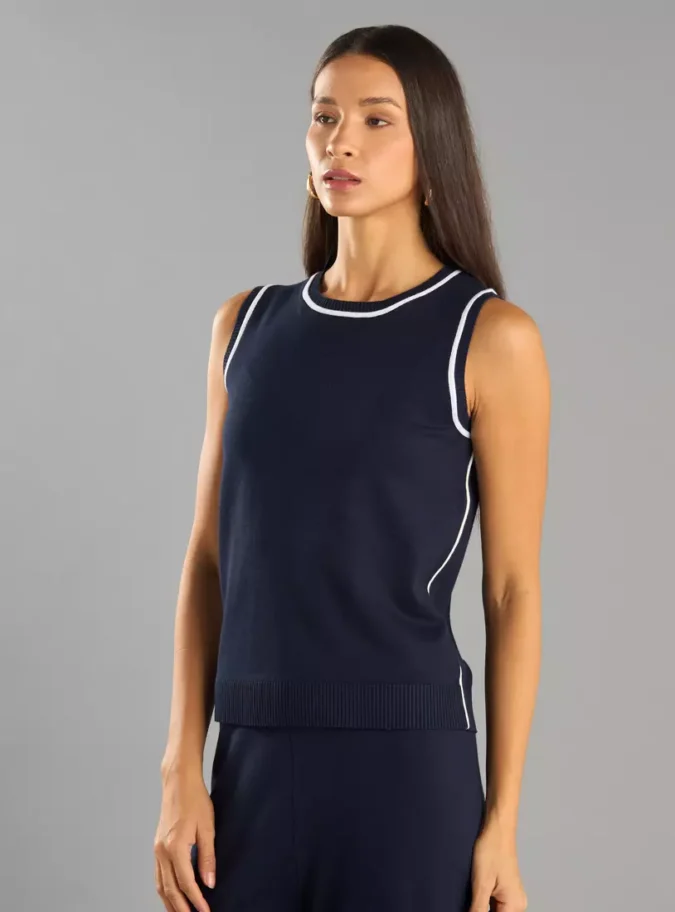 Plain Sleeveless Top with Round Neck-1