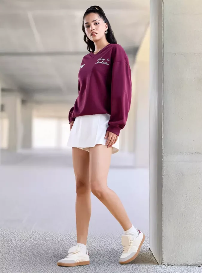 Printed V-neck Sweatshirt-4