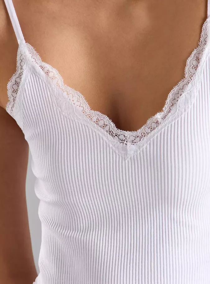 Ribbed Seamless Camisole with Lace Trim-3