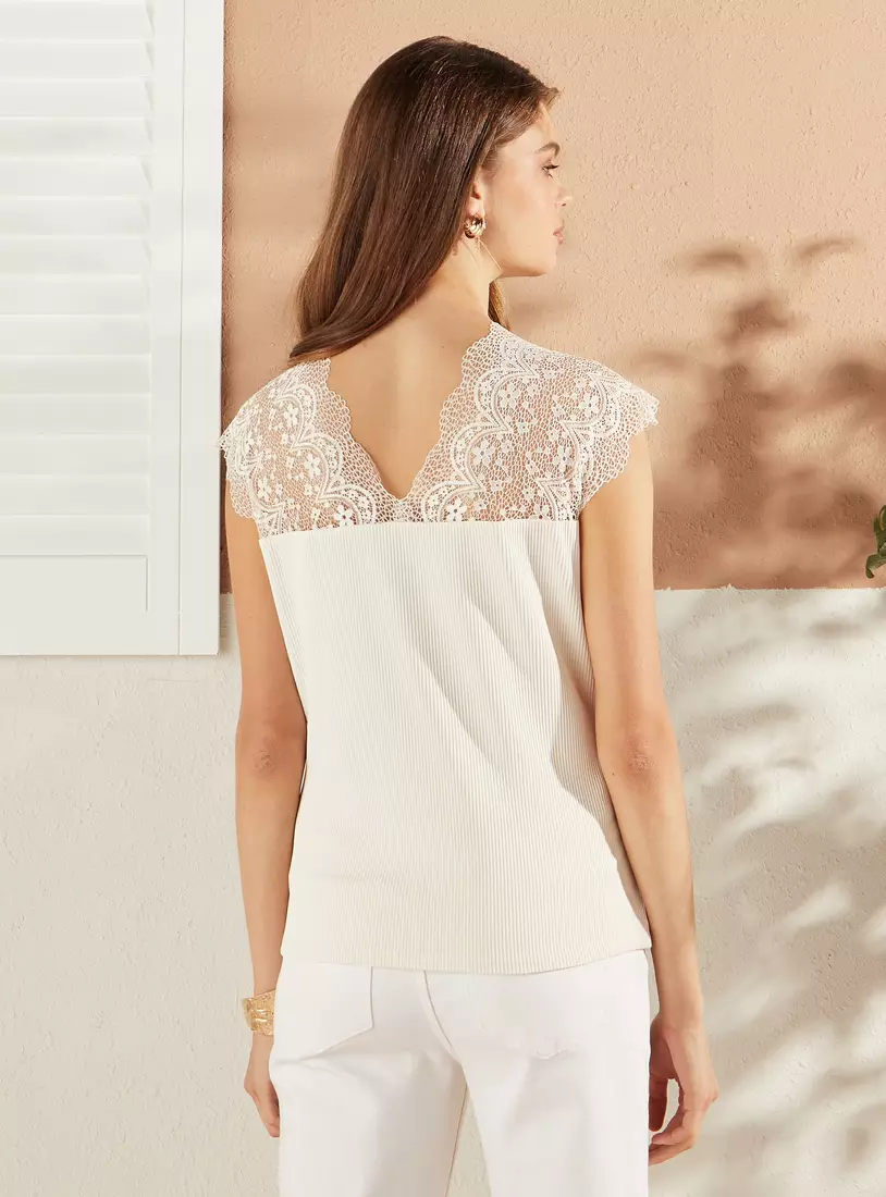 Ribbed V-neck Top with Lace-2