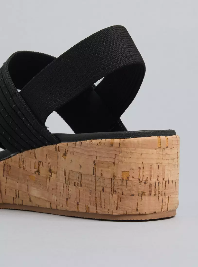 Textured Sandals with Wedge Heels and Backstrap-4