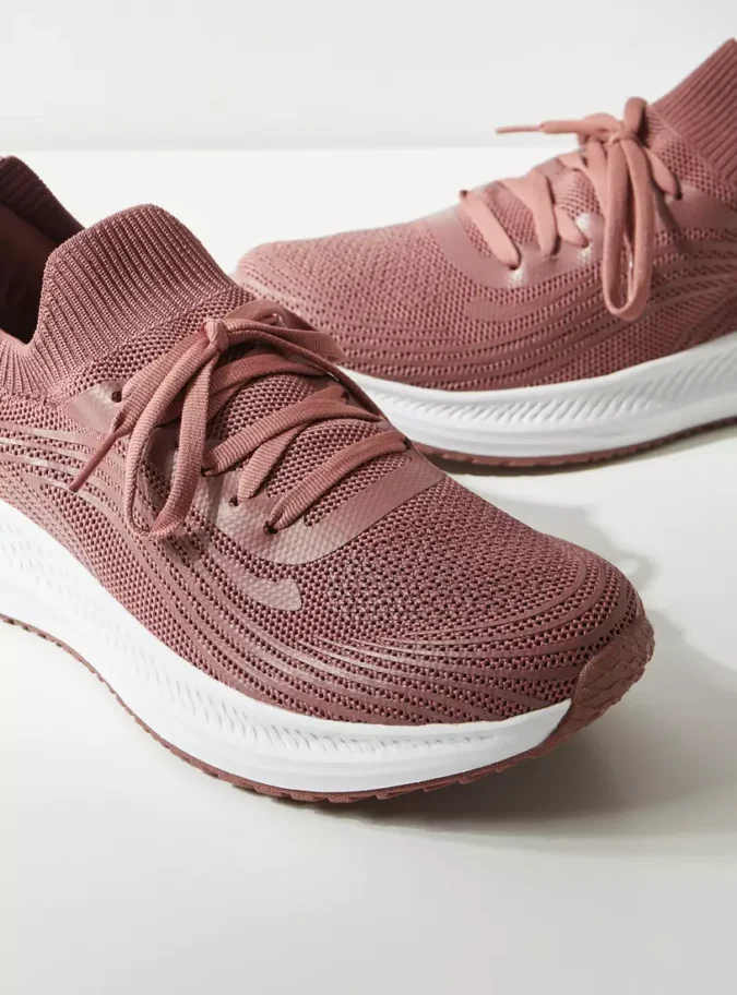 Textured Sports Shoes with Lace-Up Closure -3