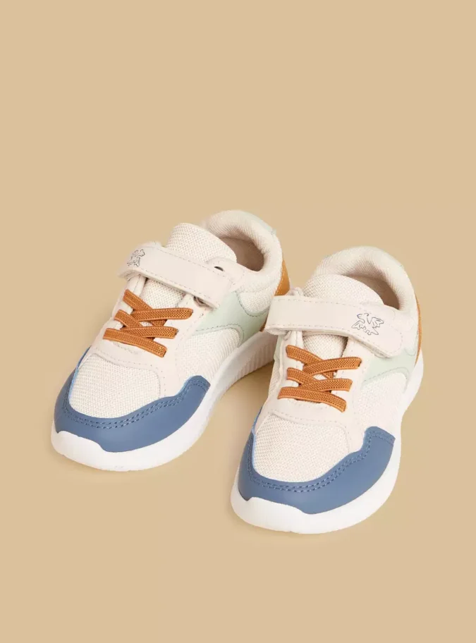 Colourblock Sports Shoes with Hook and Loop Closure -1