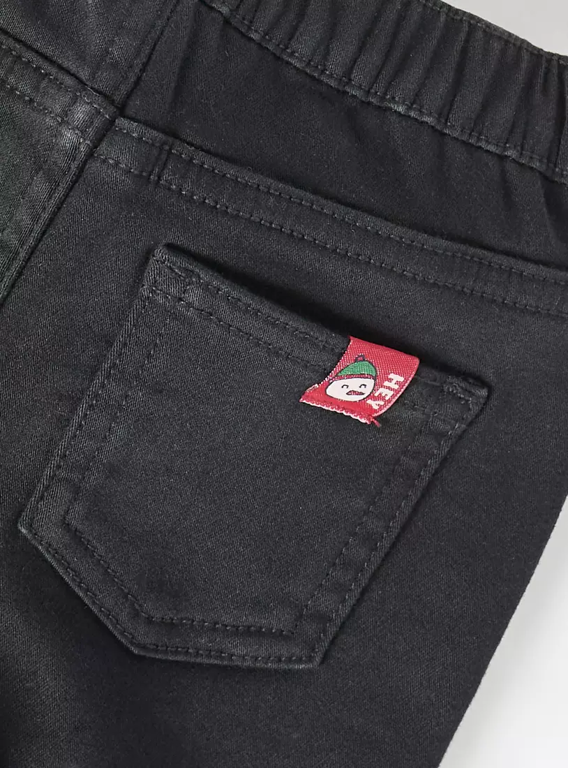 Embroidered Pull-On Jeans-4