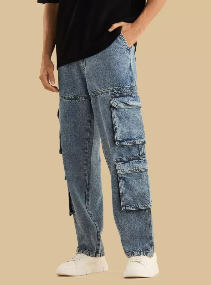 Loose Fit Cargo Jeans-1