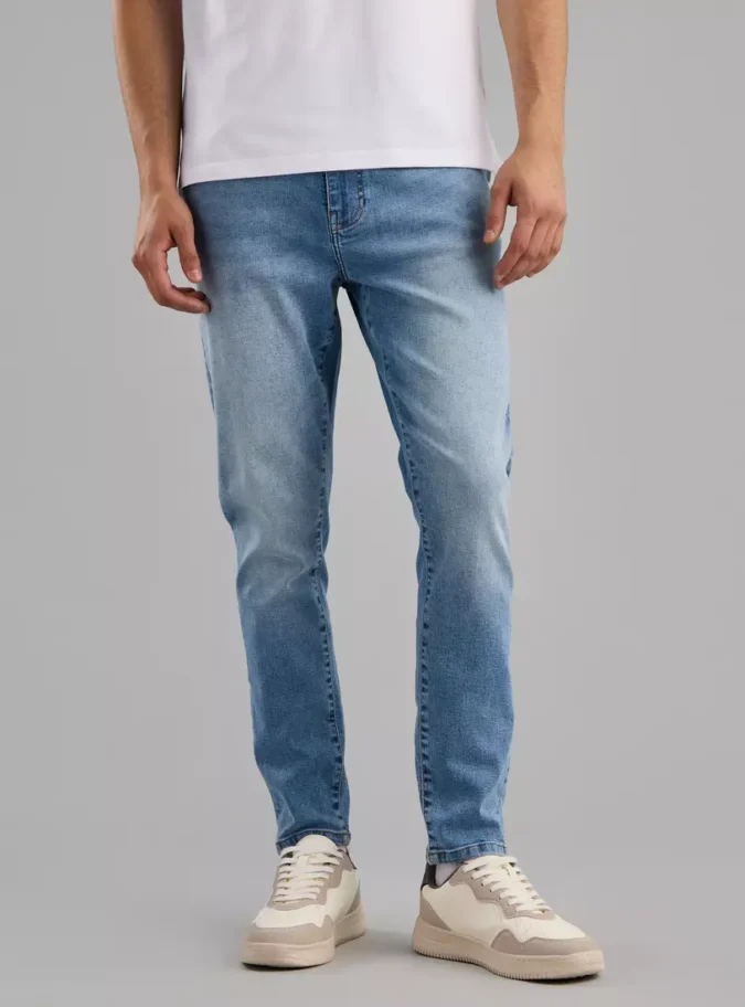 Plain Carrot Fit Jeans with Pockets-1