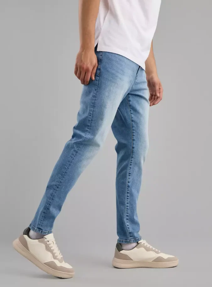 Plain Carrot Fit Jeans with Pockets-4