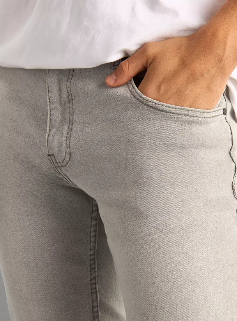 Plain Straight Cut Jeans with Pockets3